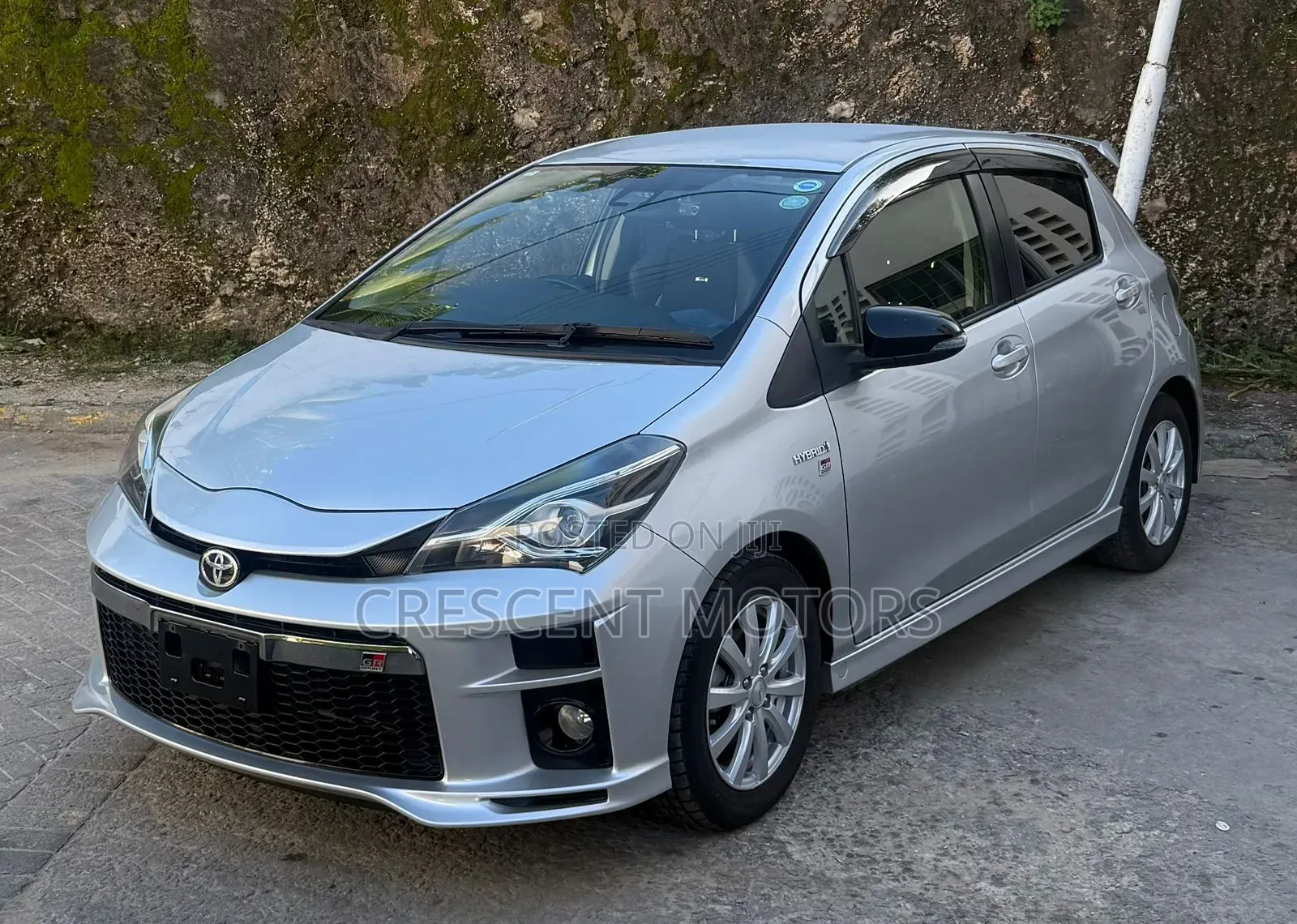 Toyota Vitz 2019 Silver