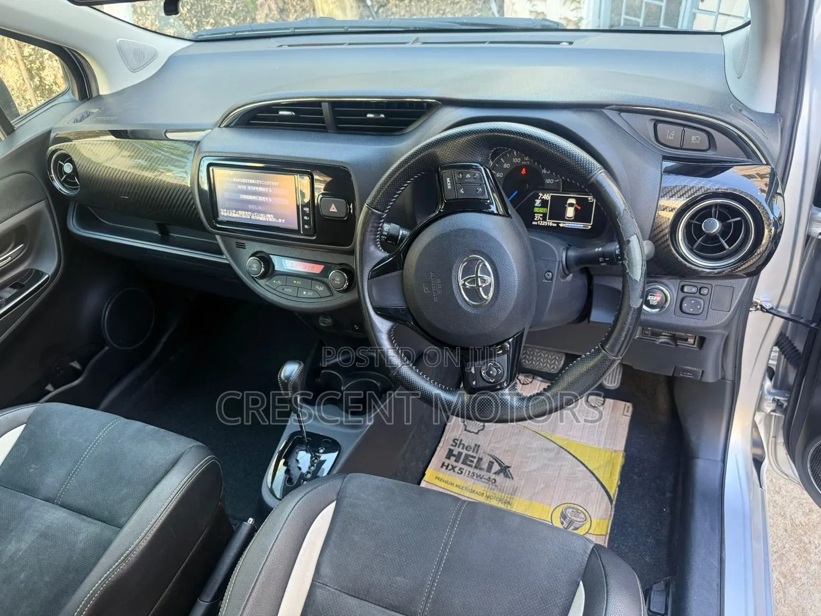 Toyota Vitz 2019 Silver