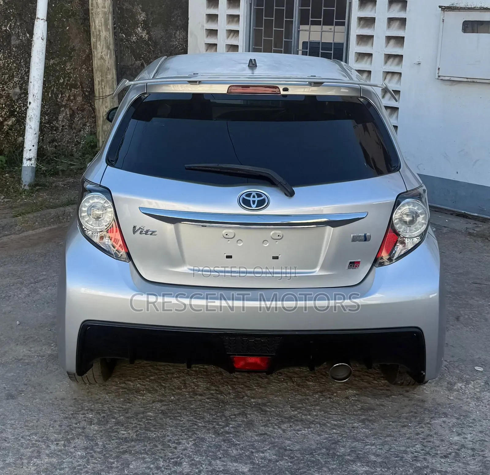 Toyota Vitz 2019 Silver