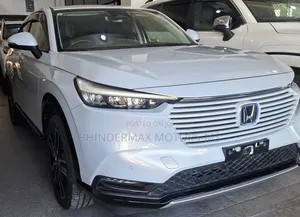 Honda Vezel 2021 Off white