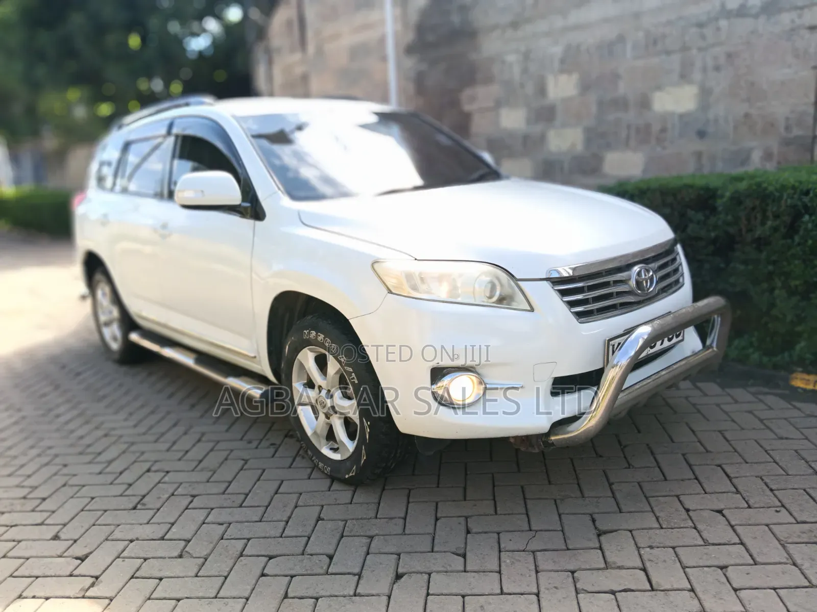 Toyota Vanguard 2010 Pearl