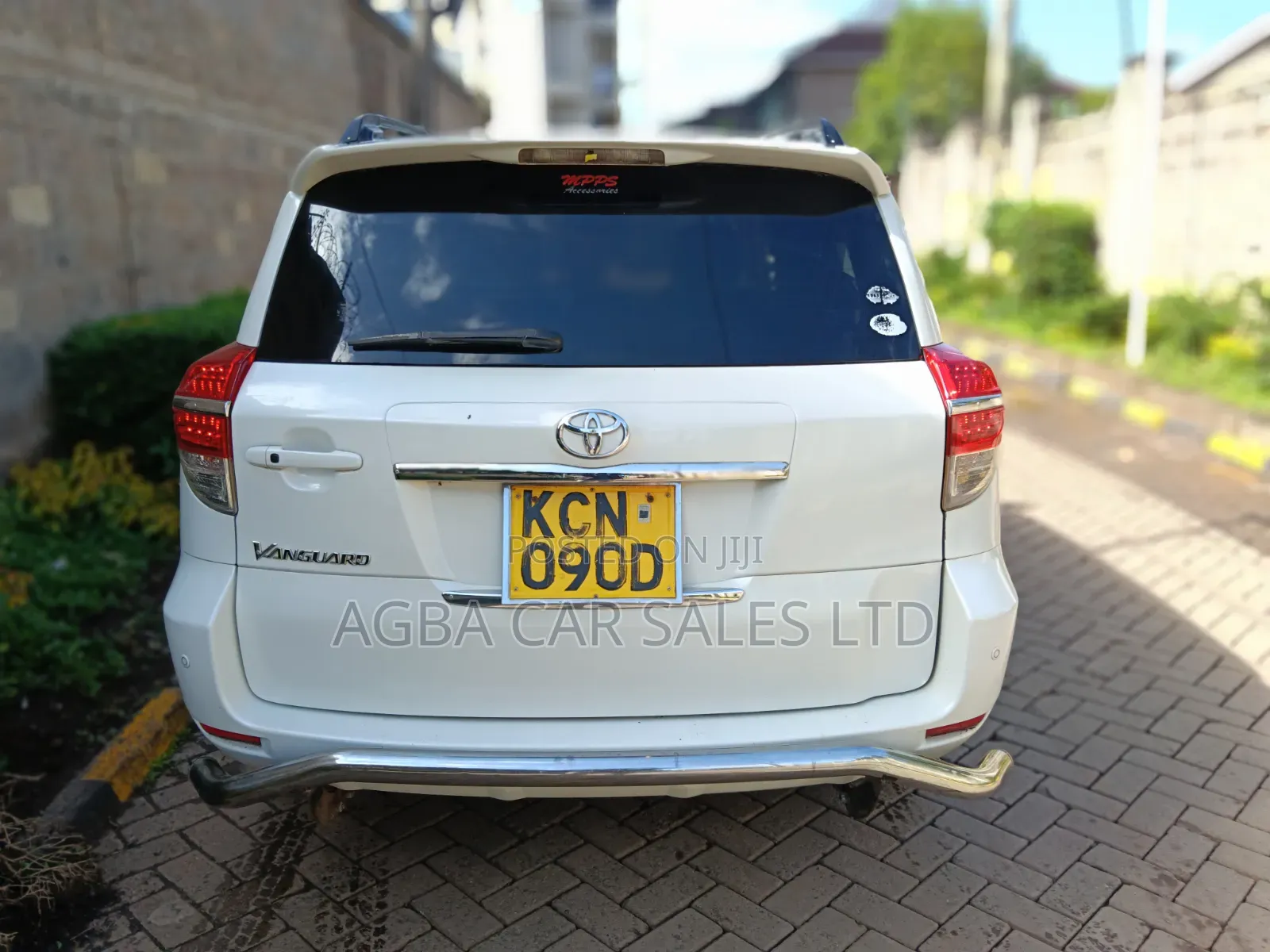 Toyota Vanguard 2010 Pearl
