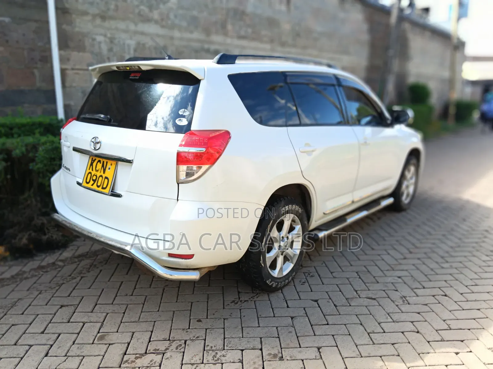 Toyota Vanguard 2010 Pearl