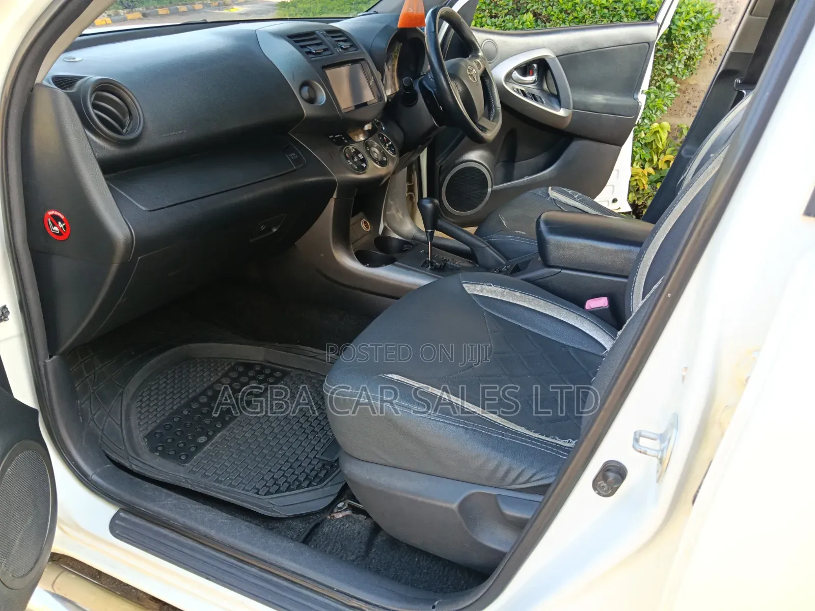Toyota Vanguard 2010 Pearl