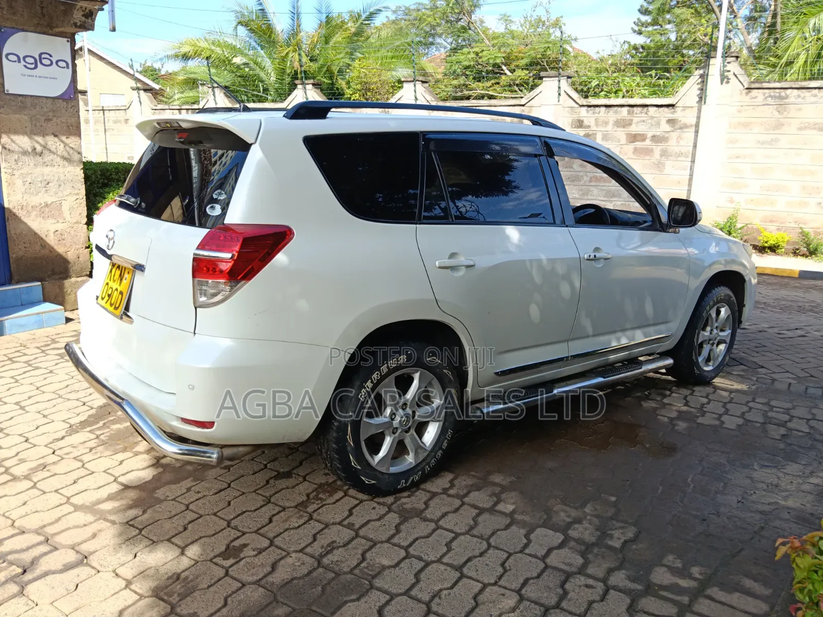 Toyota Vanguard 2010 Pearl