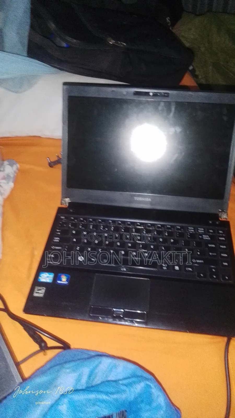 Laptop Toshiba Portege R700 2GB Intel Core i3 HDD 500GB