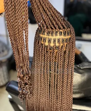 Knotless Twists