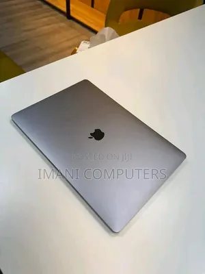 Laptop Apple MacBook Pro 2018 16GB Intel Core i7 SSD 512GB