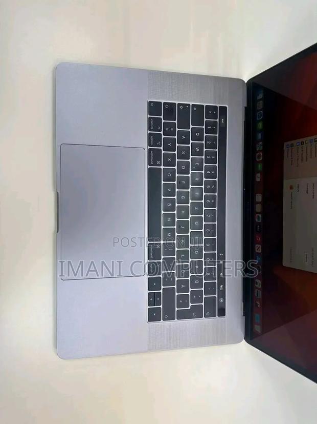 Laptop Apple MacBook Pro 2018 16GB Intel Core i7 SSD 512GB - thumbnail 4