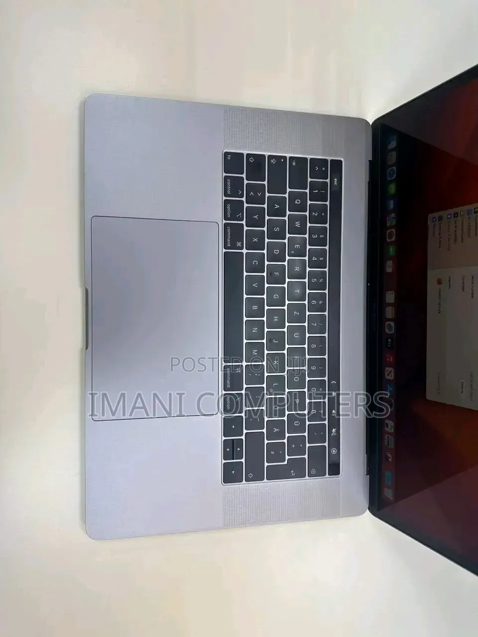 Laptop Apple MacBook Pro 2018 16GB Intel Core i7 SSD 512GB