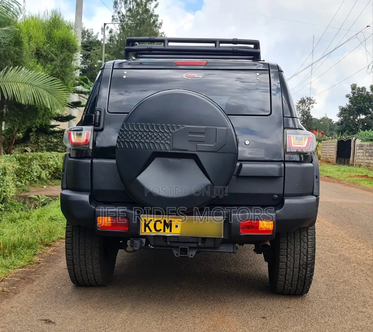 Toyota FJ Cruiser 4x4 Automatic 2012 Black