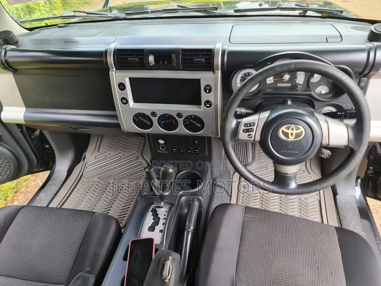Toyota FJ Cruiser 4x4 Automatic 2012 Black