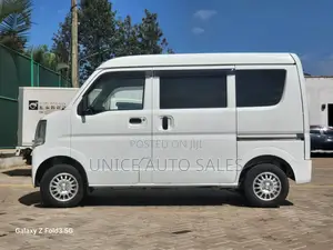 Suzuki Every Wagon 2019 White