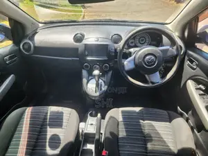 Mazda Demio 2009 Blue