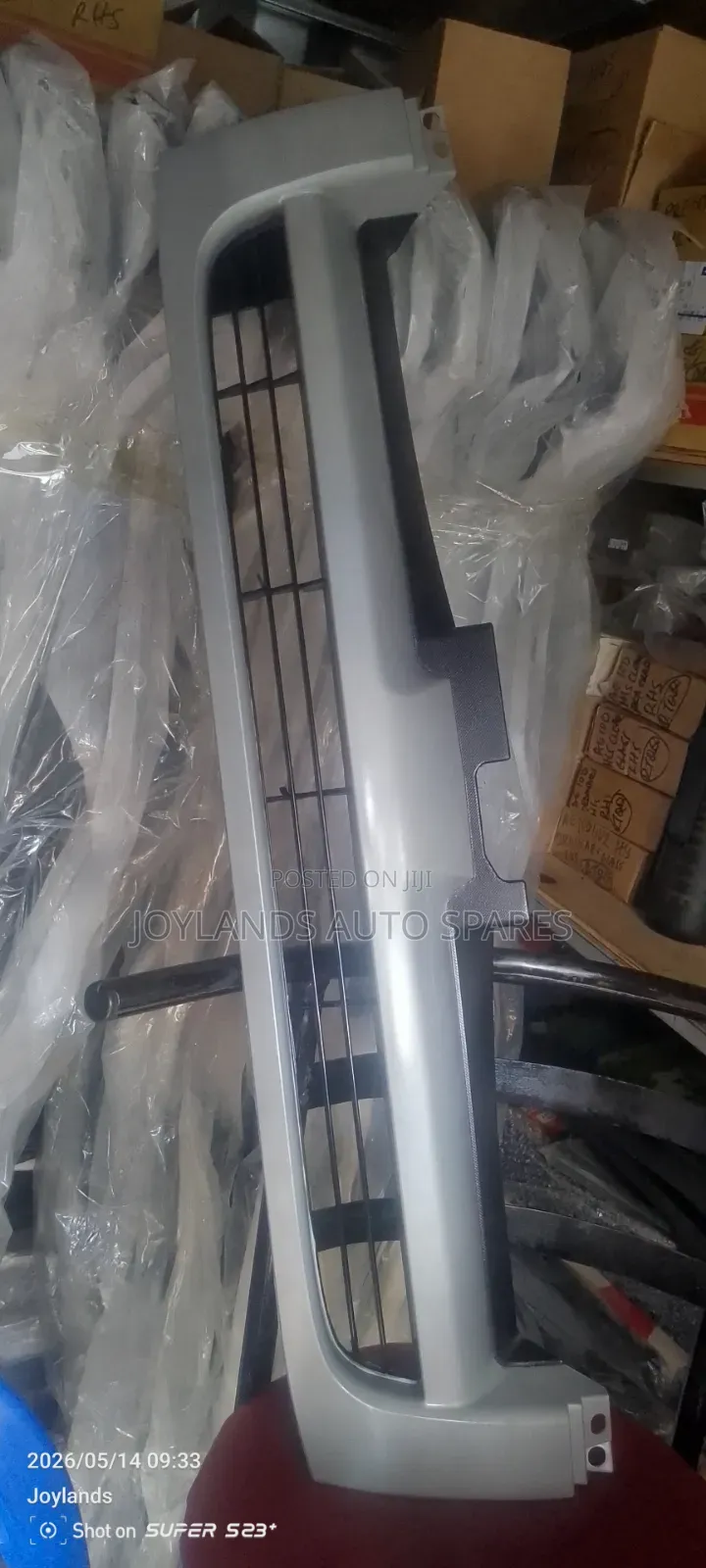 Hiace 2005/2008 Front Grille Grey