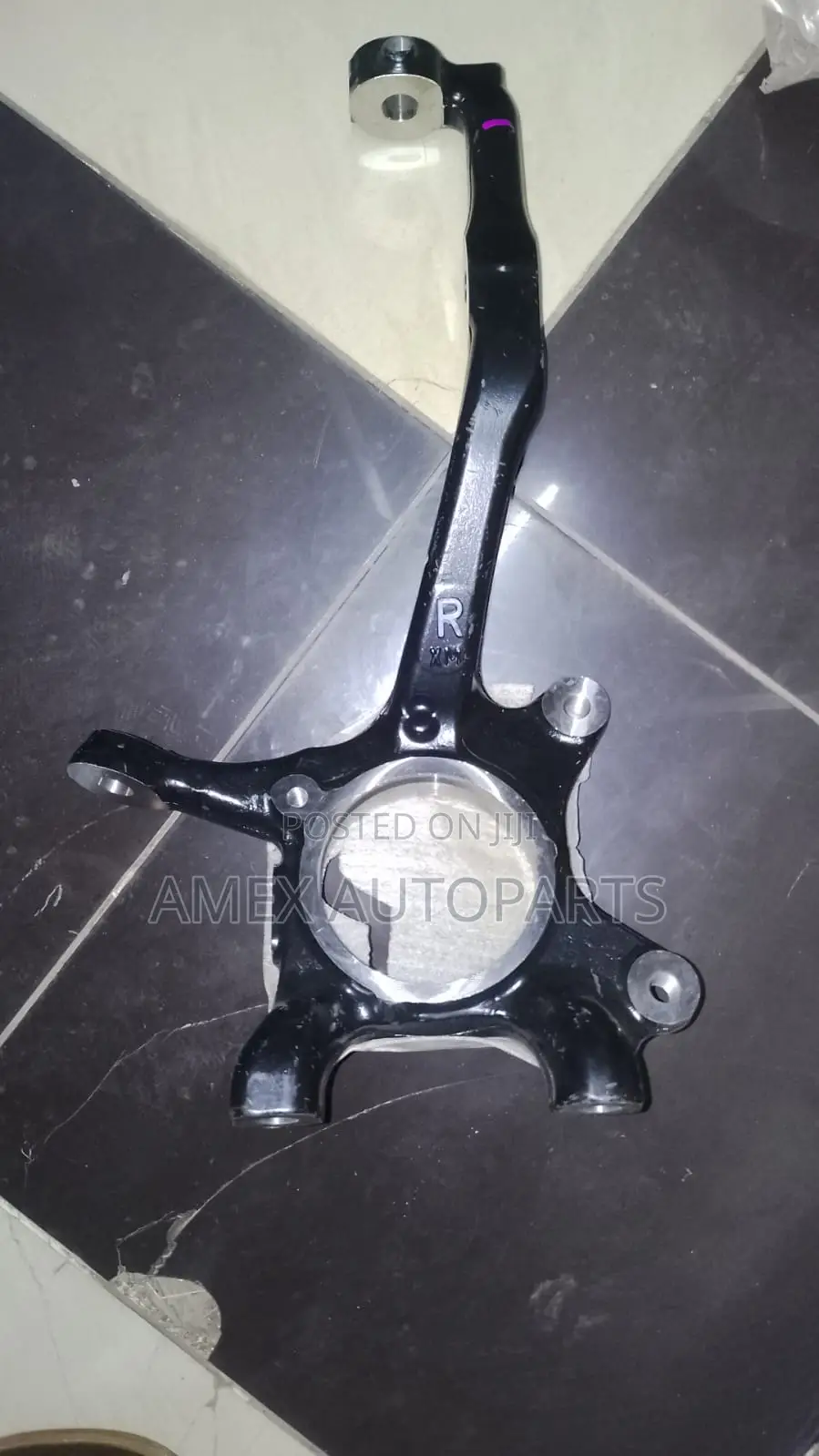 Steering Knuckle Toyota Land Cruiser Prado Kdj120 RHS- Genuine
