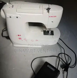 Singer M1605 Sewing Machine