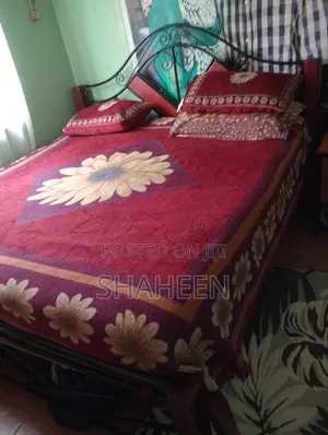 6by6 Wood Metal Bed