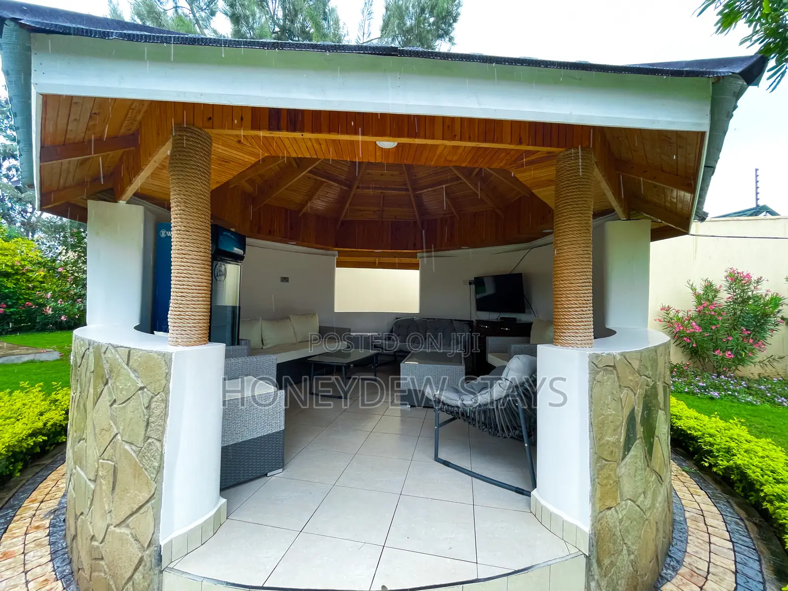 Modern Cozy 5br Furnished Family Home at Greenpark, Mombasa Road