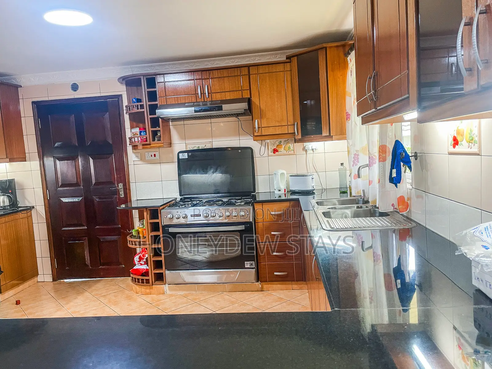 Modern Cozy 5br Furnished Family Home at Greenpark, Mombasa Road