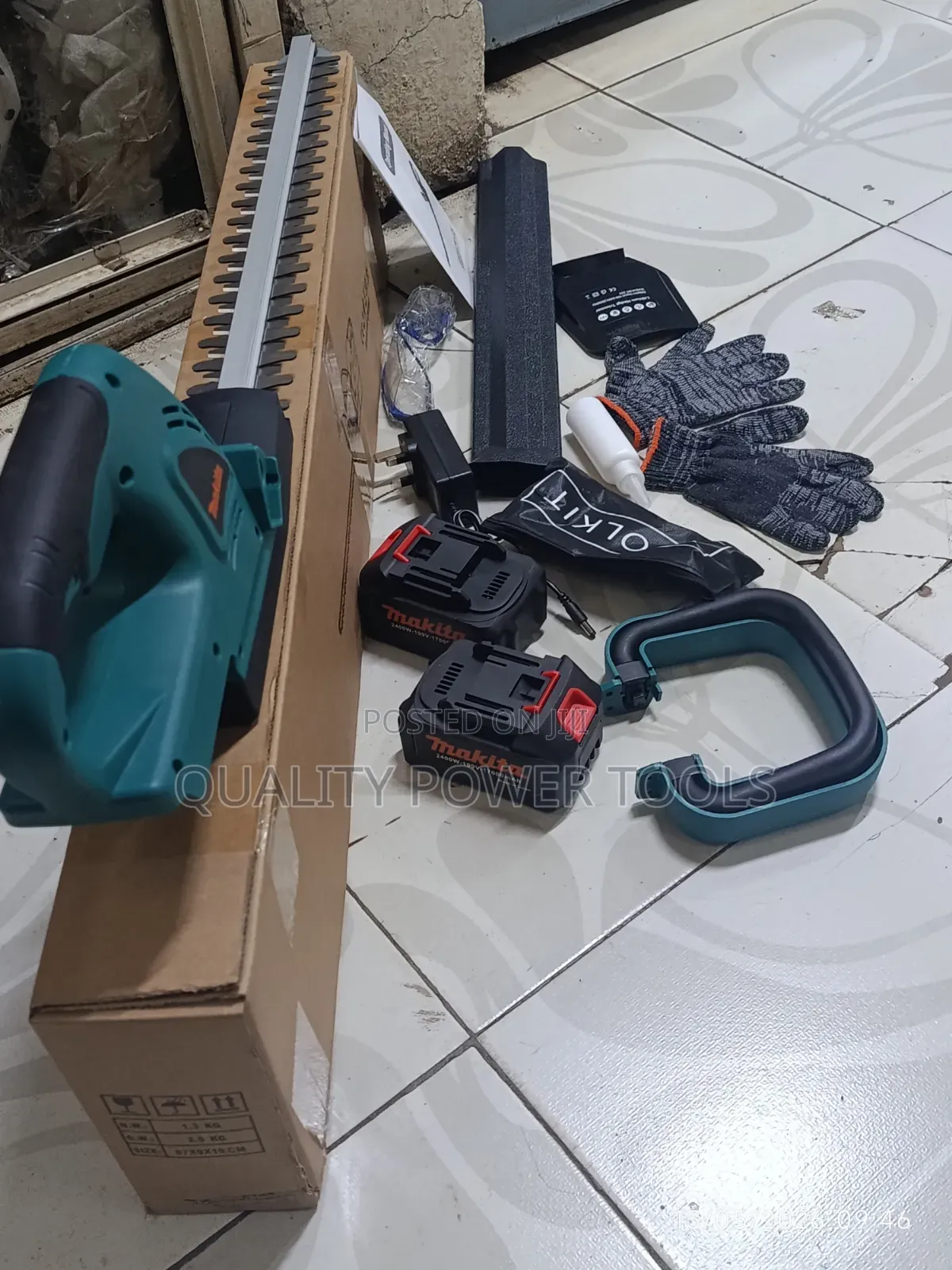 Cordless Makita Hedge Trimmer