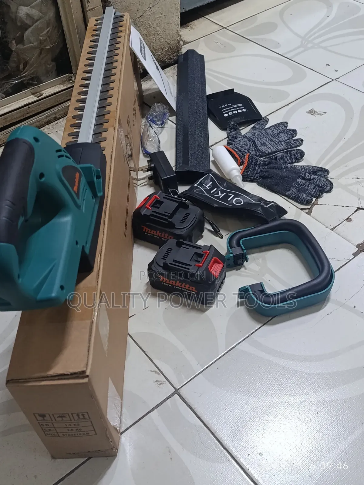 Cordless Makita Hedge Trimmer