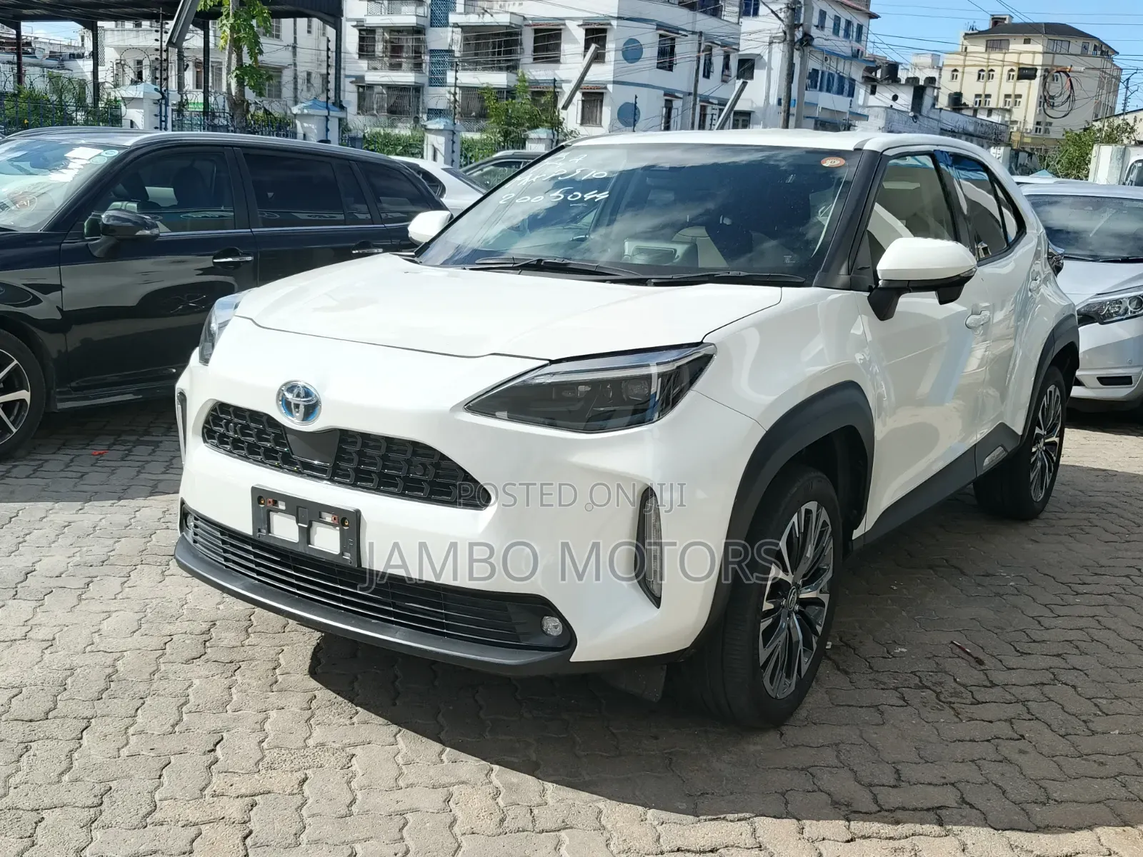 Toyota Yaris Cross 1.5 Hybrid AWD 2020 White