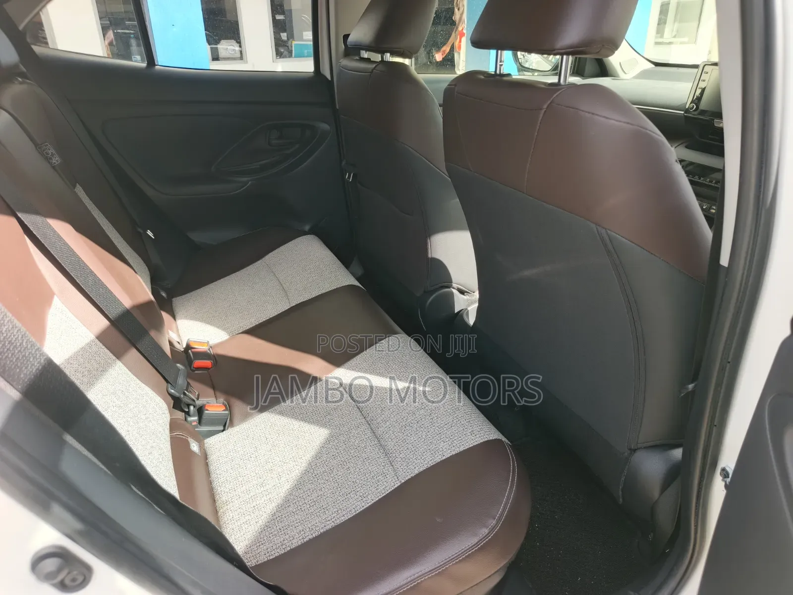 Toyota Yaris Cross 1.5 Hybrid AWD 2020 White