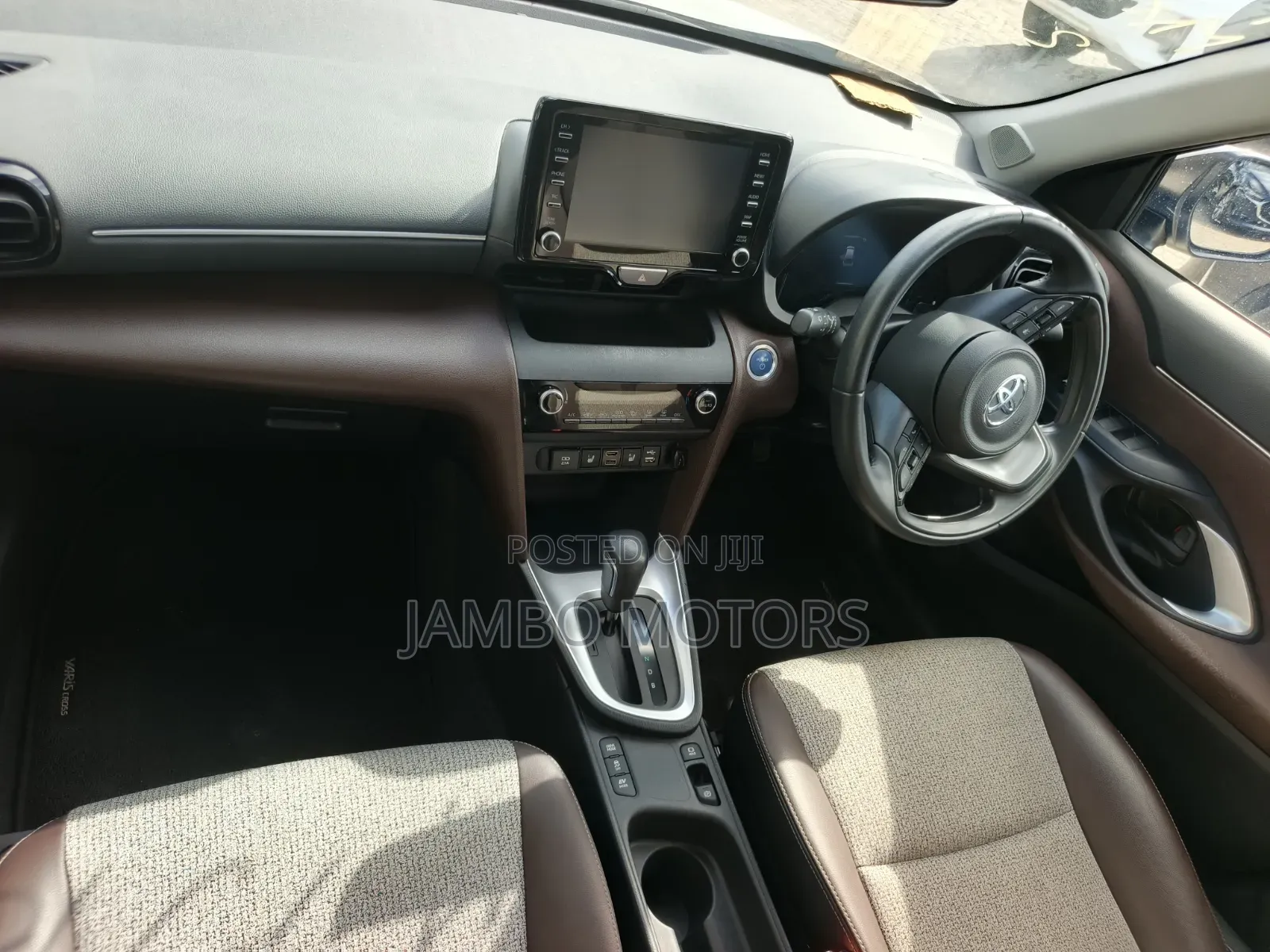 Toyota Yaris Cross 1.5 Hybrid AWD 2020 White