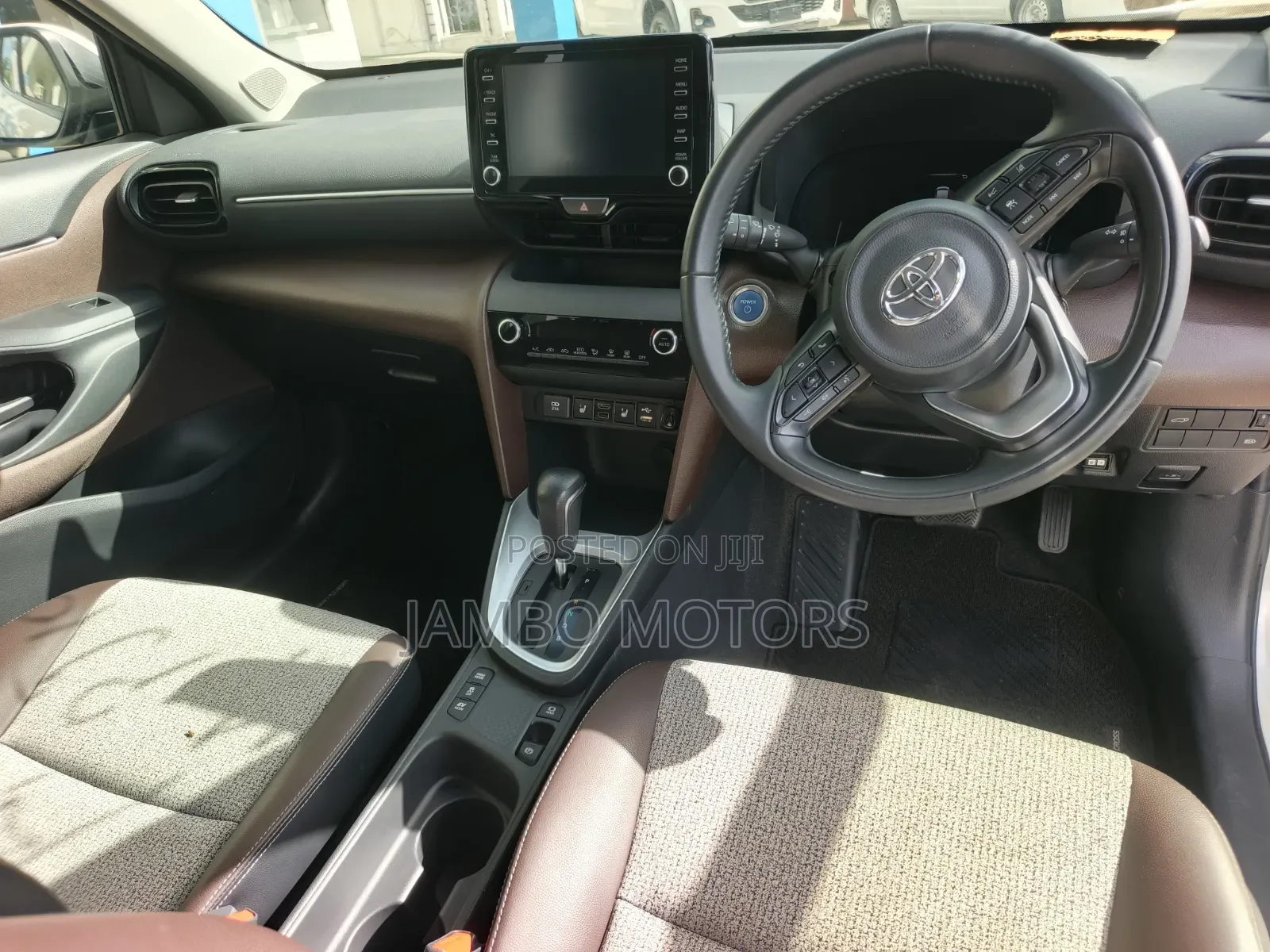 Toyota Yaris Cross 1.5 Hybrid AWD 2020 White