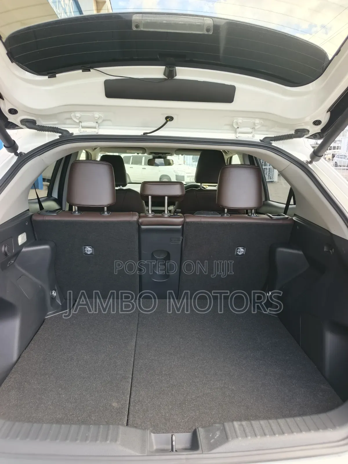 Toyota Yaris Cross 1.5 Hybrid AWD 2020 White