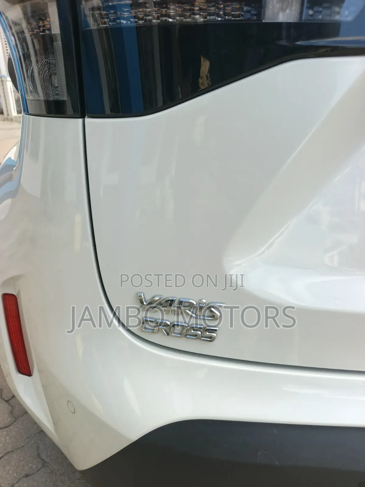 Toyota Yaris Cross 1.5 Hybrid AWD 2020 White