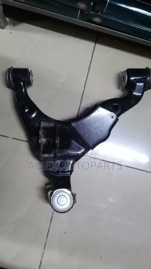 Control Arm Toyota Land Cruiser Prado 150b