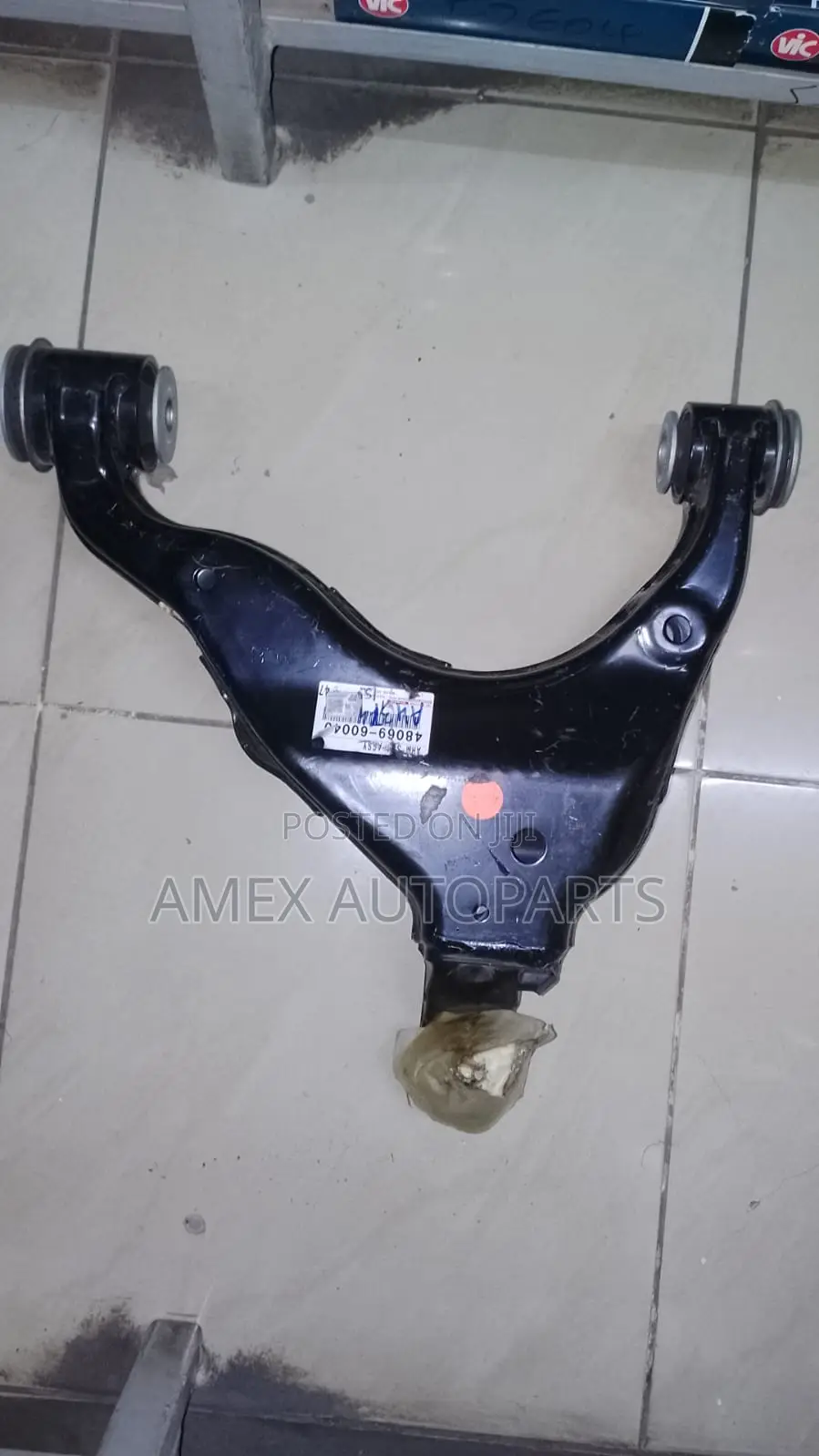 Control Arm Toyota Land Cruiser Prado 150b