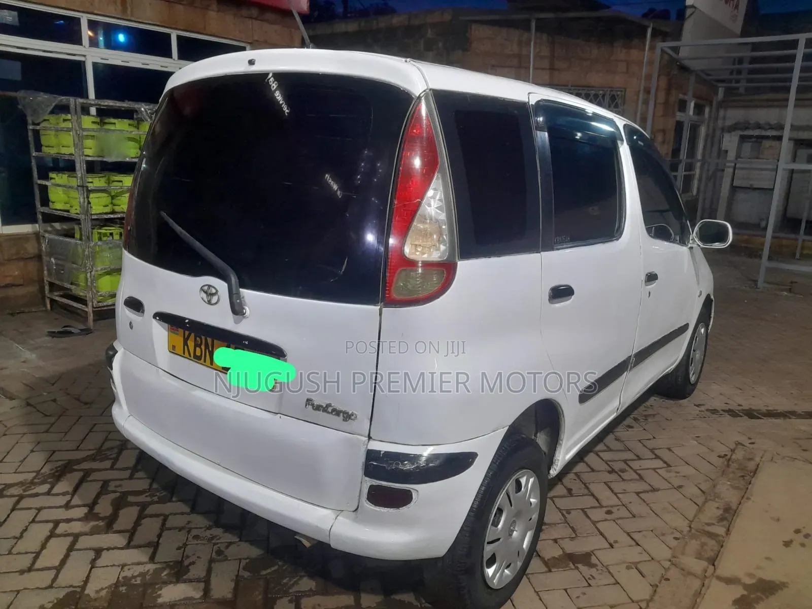 Toyota Fun Cargo 2003 White