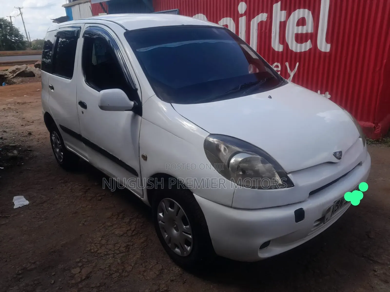 Toyota Fun Cargo 2003 White