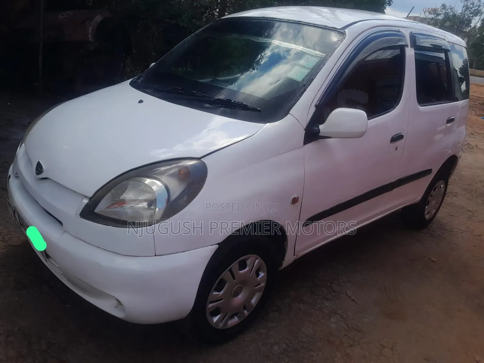 Toyota Fun Cargo 2003 White