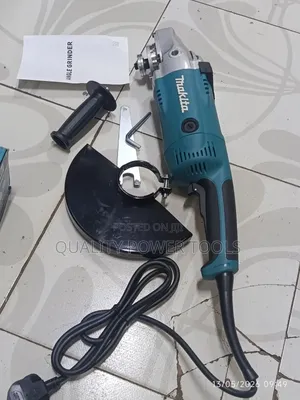 Makita Grinder 9 Inch