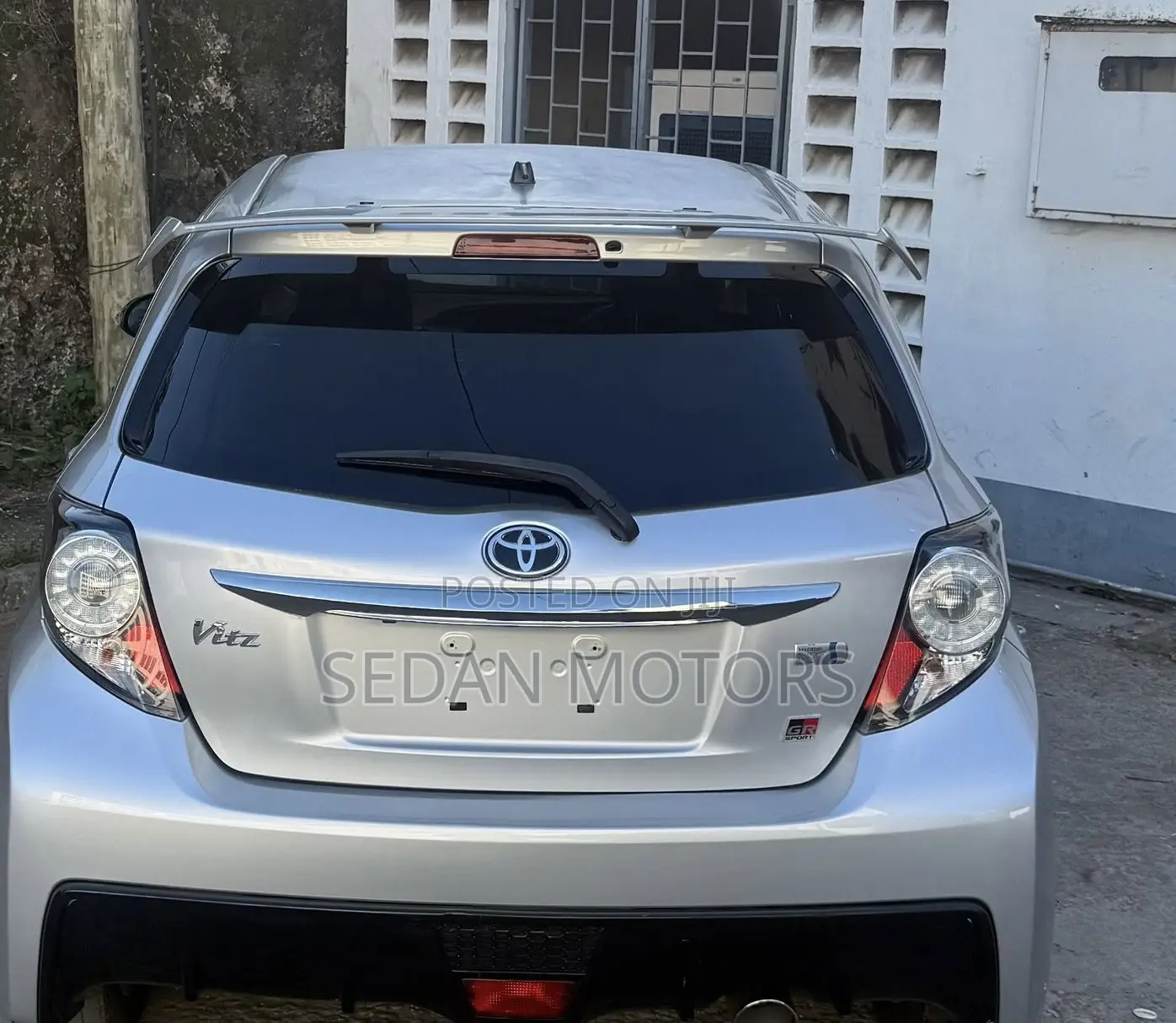 Toyota Vitz 2019 Silver