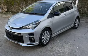 Toyota Vitz 2019 Silver