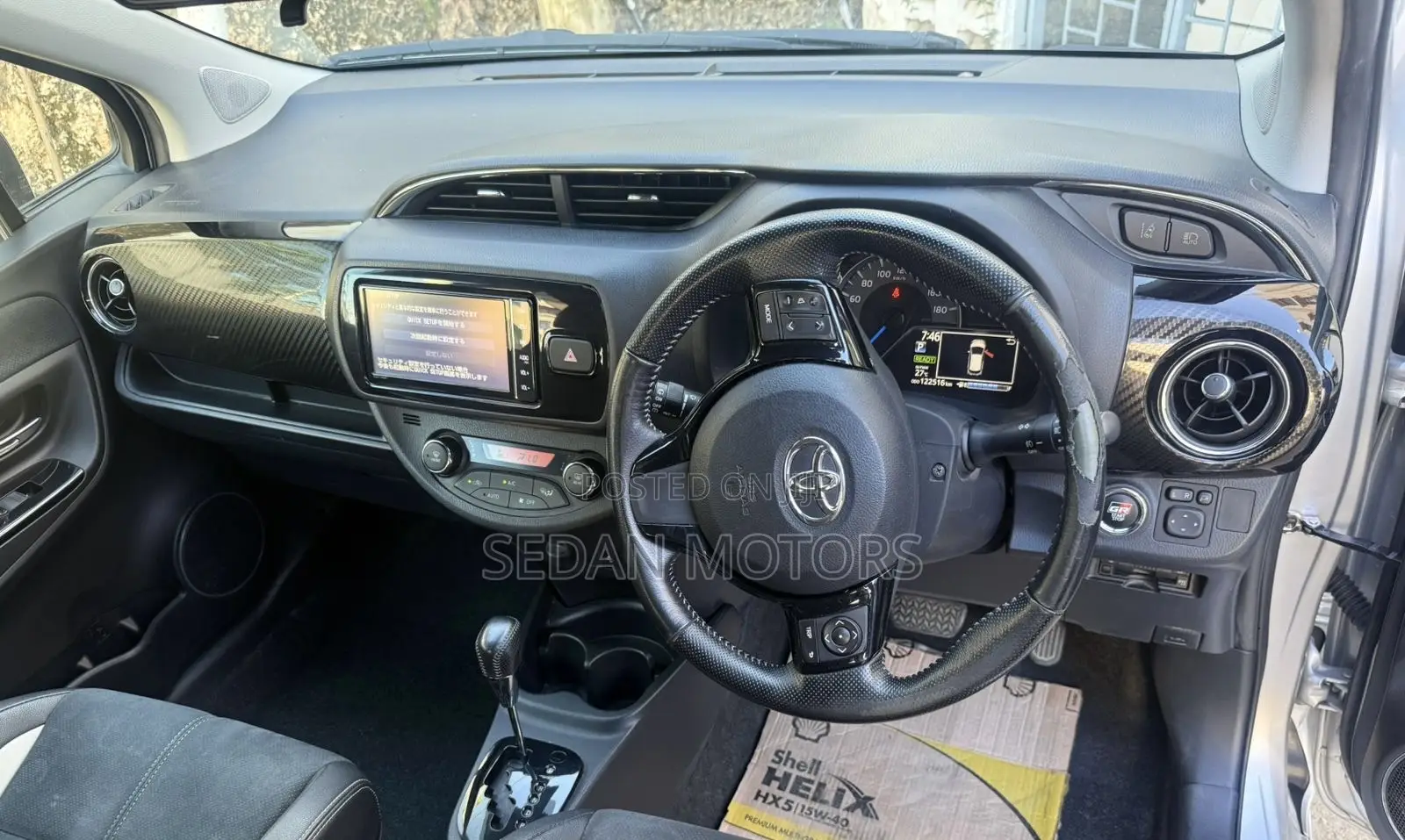 Toyota Vitz 2019 Silver