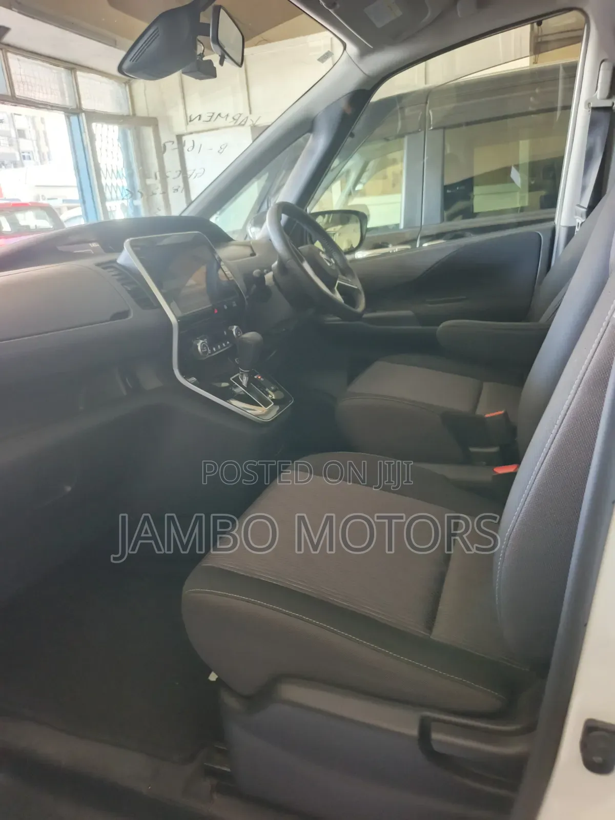 Nissan Serena 2020 White