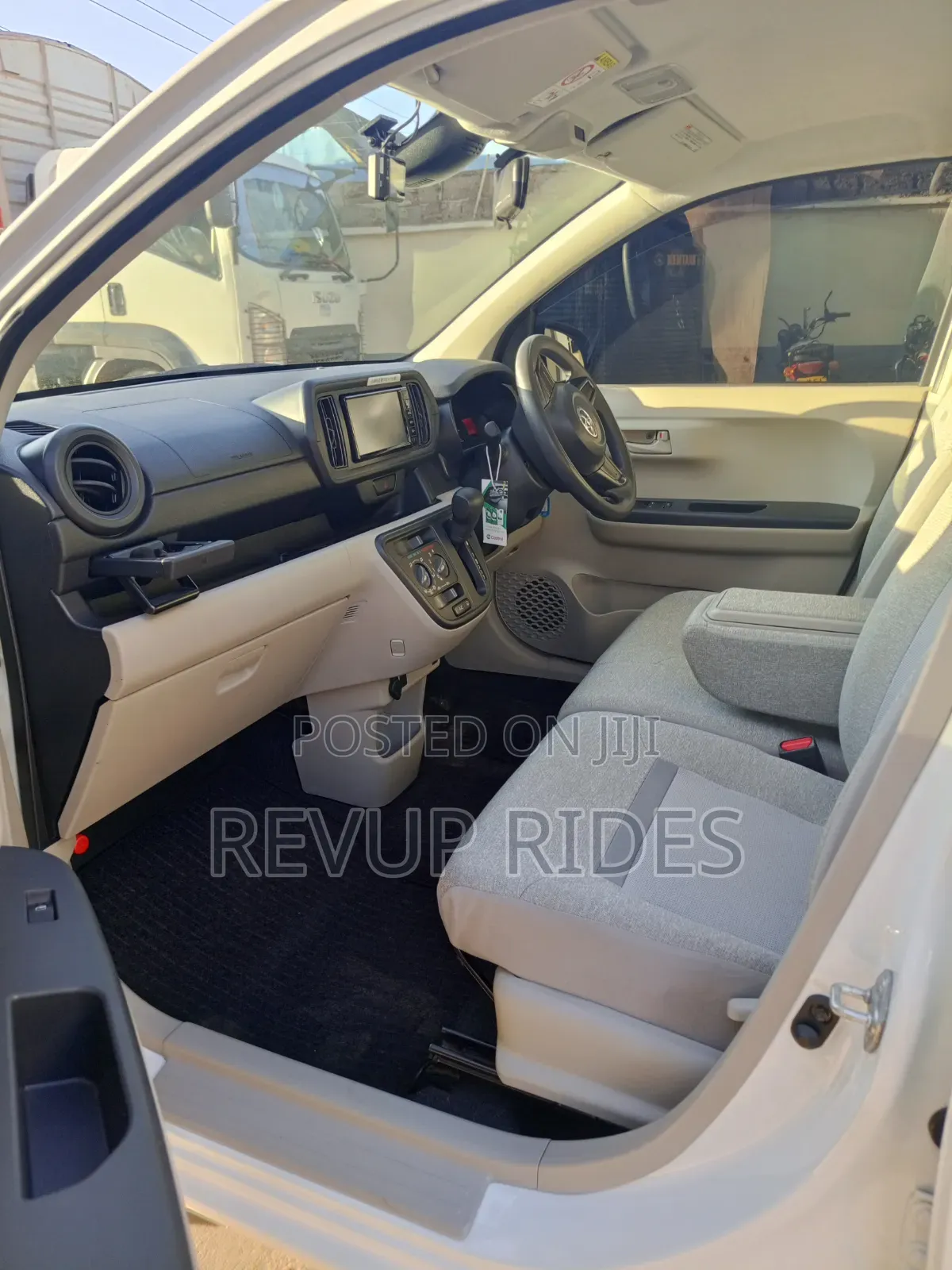 Toyota Passo 2018 Black