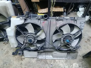 Subaru Br9/Sh5 Radiator Complete