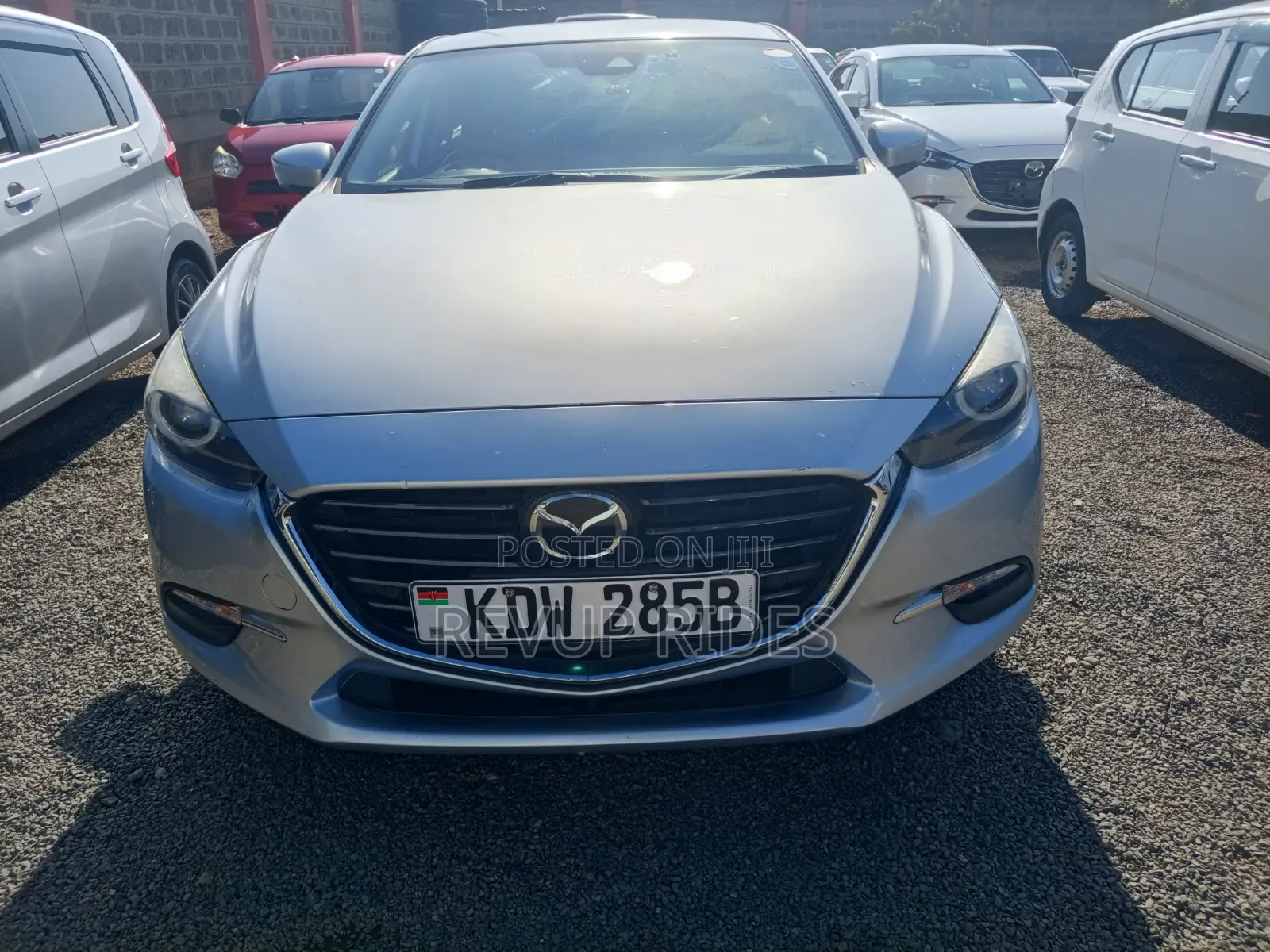 Mazda Axela 2018 Silver