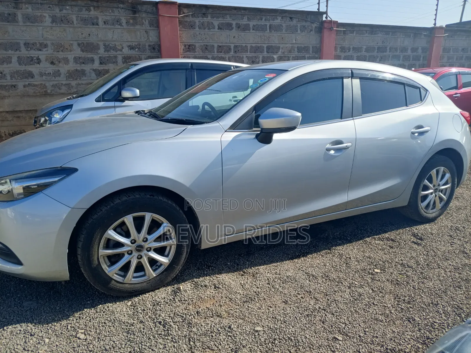 Mazda Axela 2018 Silver