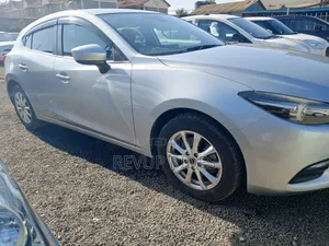 Mazda Axela 2018 Silver