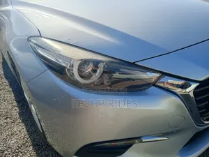 Mazda Axela 2018 Silver