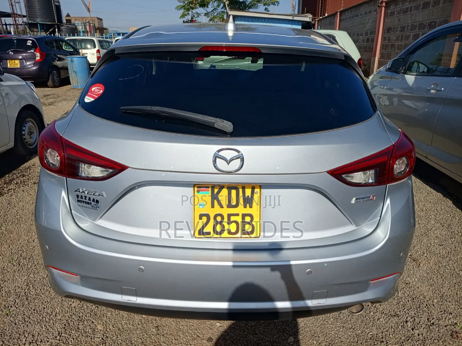 Mazda Axela 2018 Silver