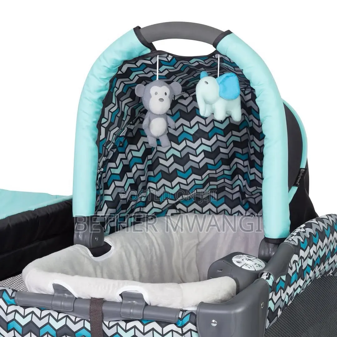 Baby Trend Resort Elite Nursery Centre